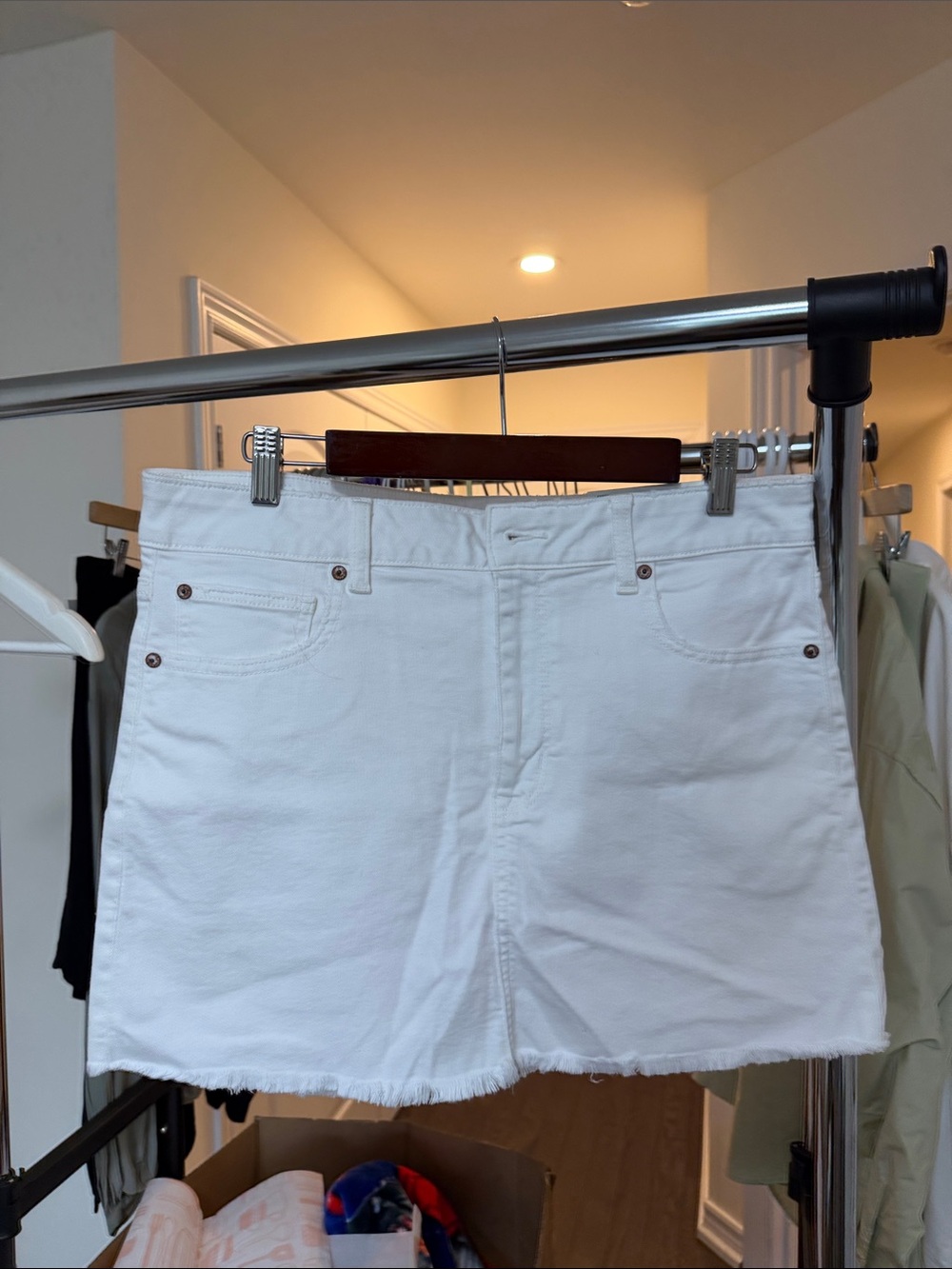 American Eagle Outfitters White Denim Frayed Hem Shorts
